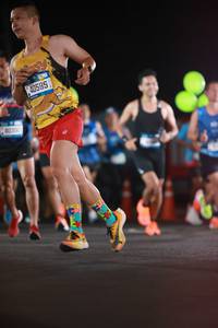 BIB: 40585
                            <button type="button" onclick="openModal(21298432)" class="btn btn-primary btn-sm float-right btn-popup" data-toggle="modal" data-target=".modal-high-quality">
                        <i class="fas fa-shopping-cart"></i> Add to Cart
                    </button>
                                            <button type="button" onclick="isThisMe(21298432, true)" class="btn btn-success btn-sm float-right btn-popup btn-isme hidden" data-toggle="tooltip" data-placement="bottom" title="นี่คือรูปของคุณใช่ไหม คลิกที่นี่เพื่อเอาเข้าอัลบั้ม">
                        <i class="fas fa-plus"></i> Add to album
                    </button>
                    <button type="button" onclick="isThisMe(21298432, false)" class="btn btn-warning btn-sm float-right btn-popup btn-isnotme hidden">
                        <i class="fas fa-ban"></i> Remove from album
                    </button>